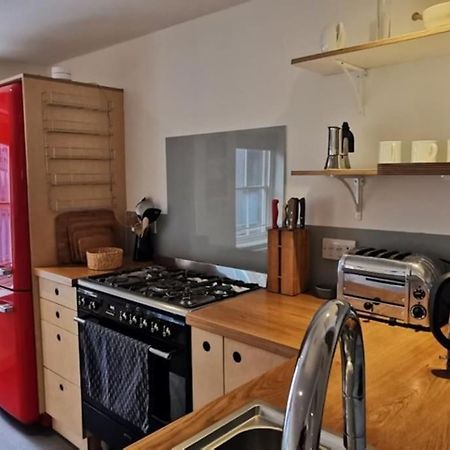 Spacious 2 Bedroom Apartment In The Heart Of Soho. London Exterior foto