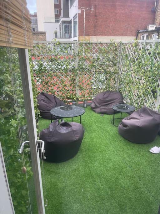 Spacious 2 Bedroom Apartment In The Heart Of Soho. London Exterior foto